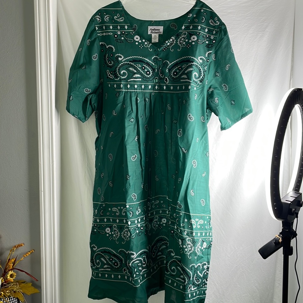 Green Paisley Dress house dress Anthony Richards 3X like new